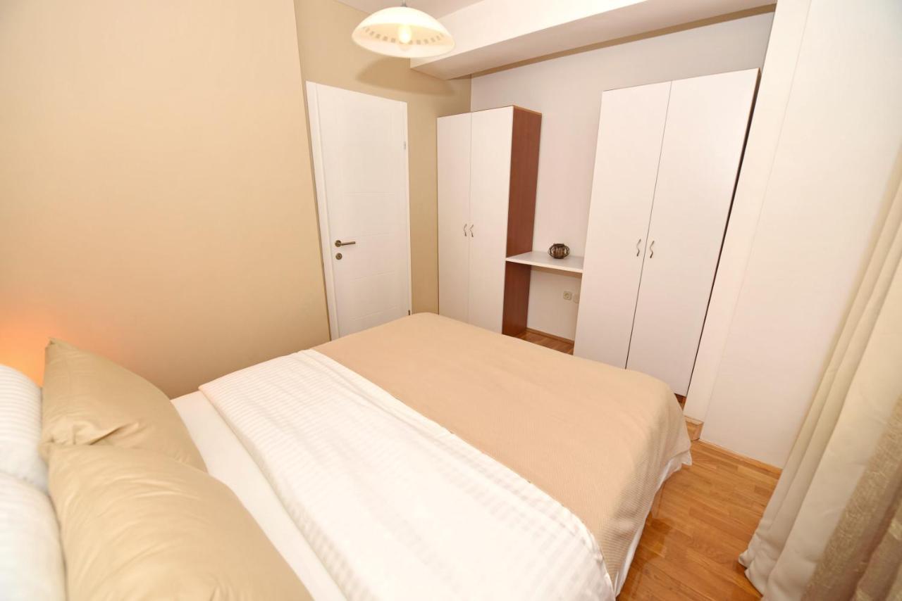 Si Apartments Ohrid With Free Parking Bagian luar foto