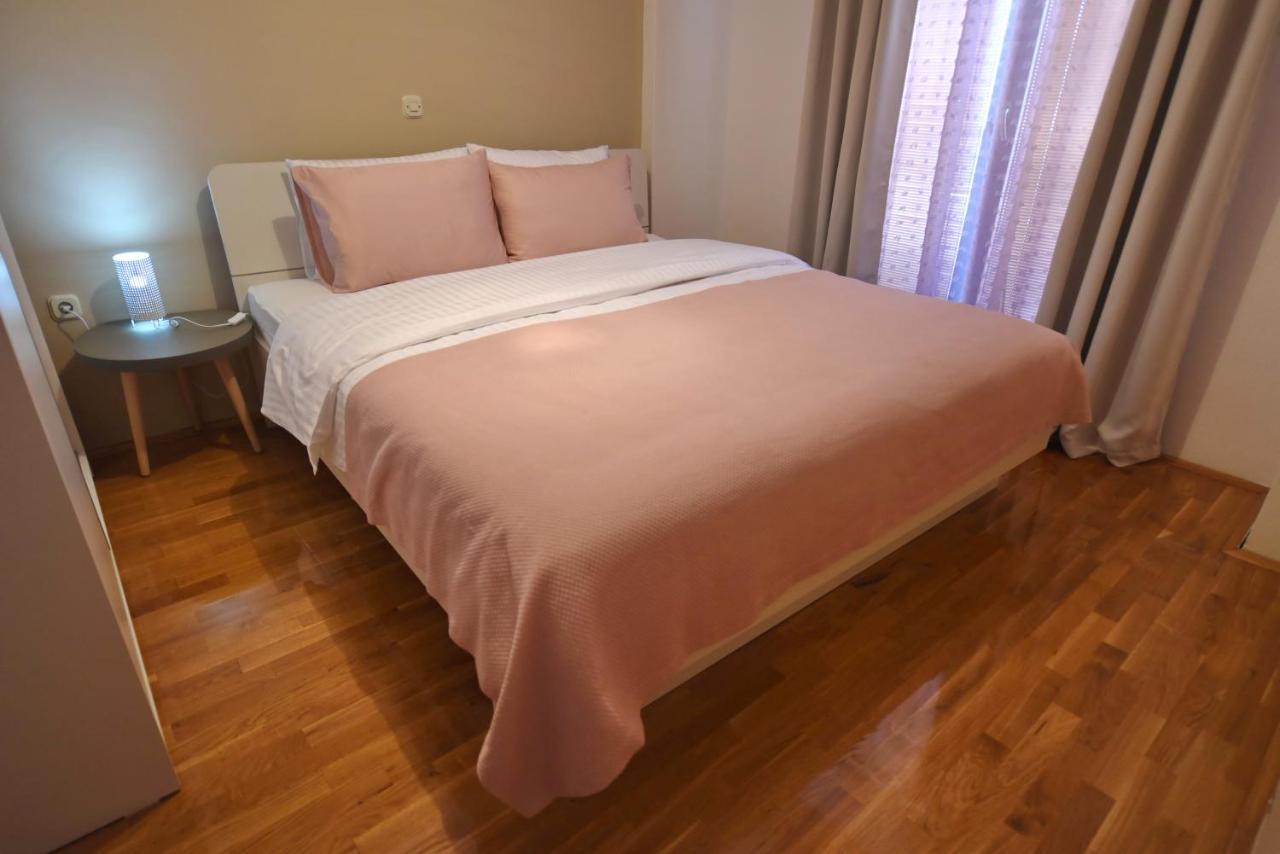 Si Apartments Ohrid With Free Parking Bagian luar foto